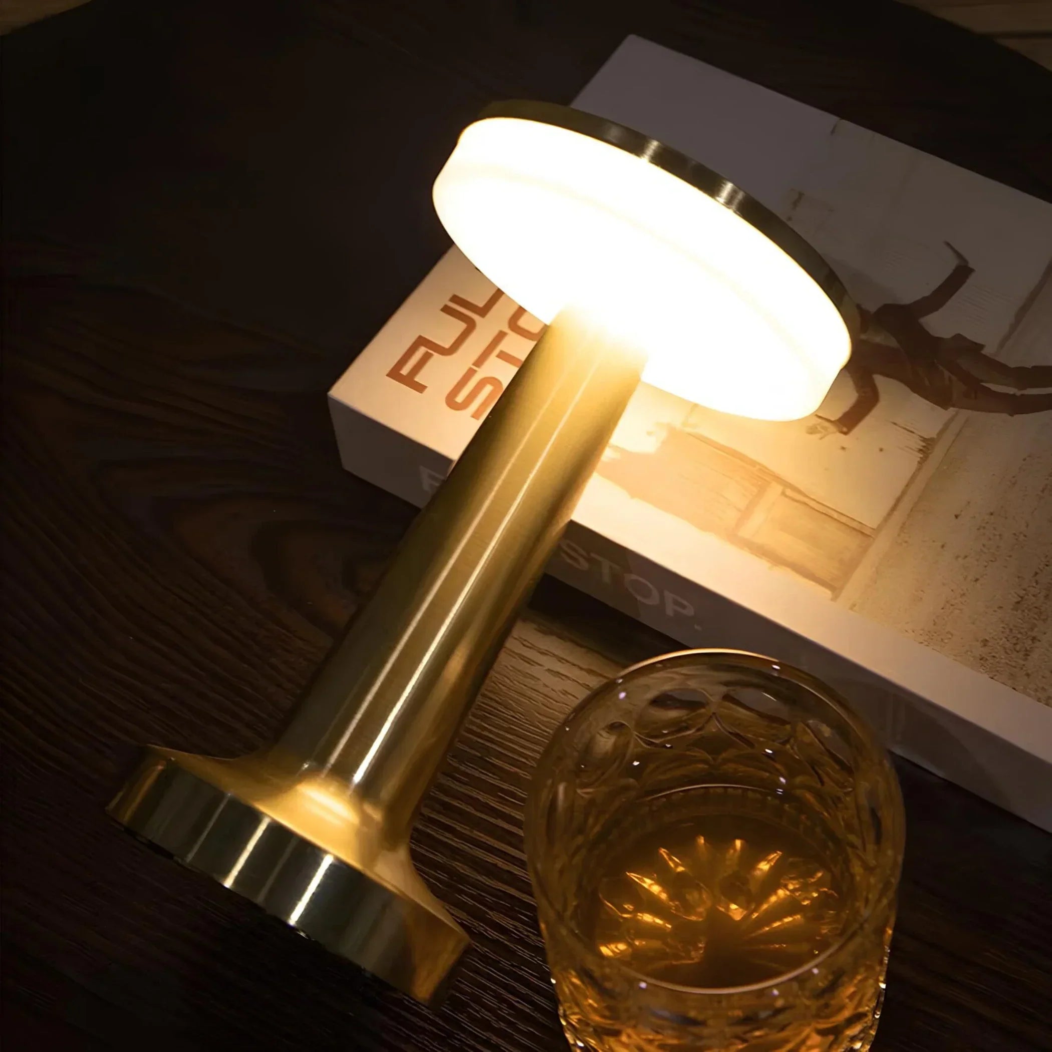 Lampe de table sans fil au style rétro - LumiBar