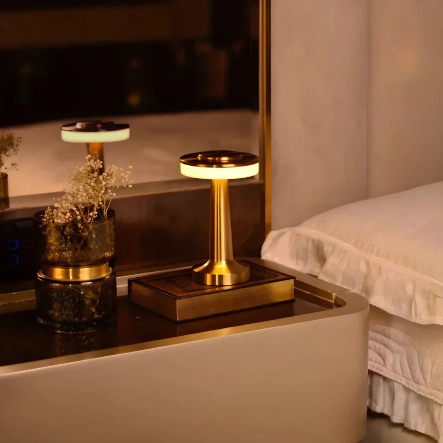 Lampe de table sans fil au style rétro - LumiBar