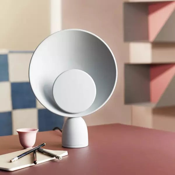 Lampe de table sculpturale en forme de bol