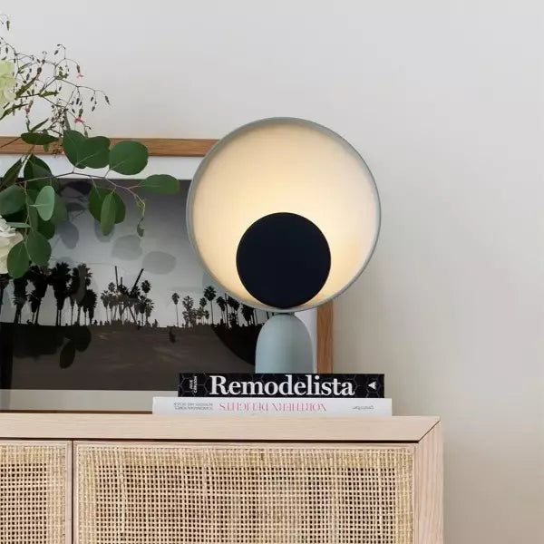 Lampe de table sculpturale en forme de bol