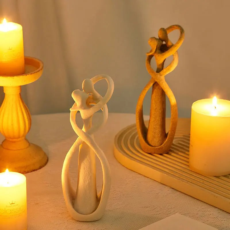 Sculpture d'amour intemporelle, élégante et symbolique