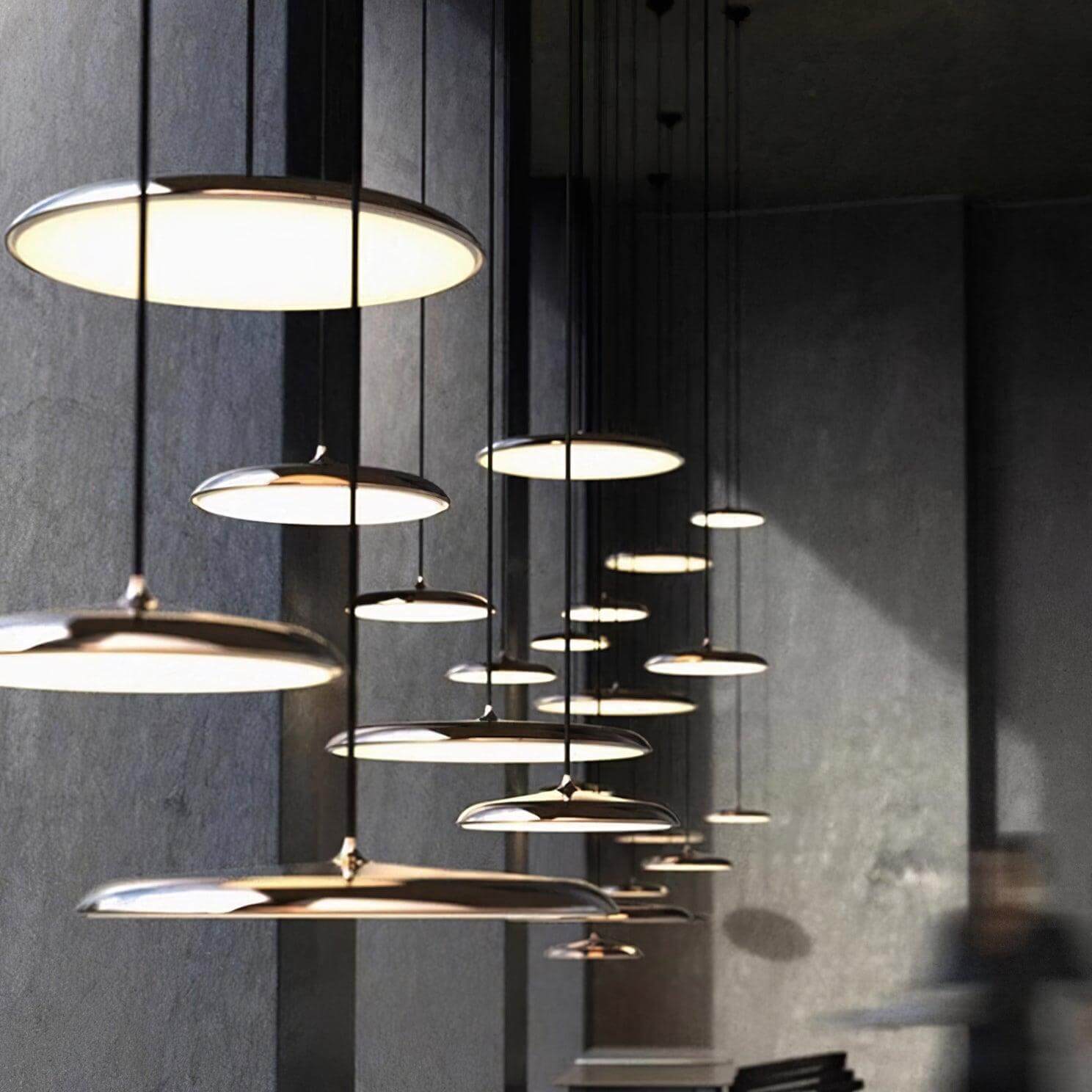 Suspension au Design Simple pour Intérieurs Modernes