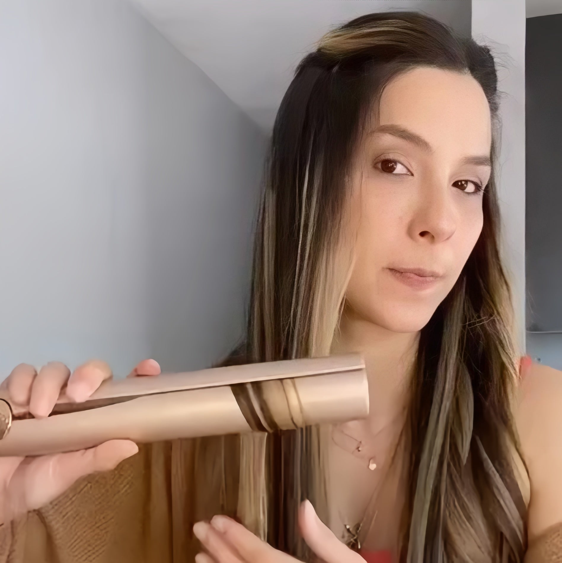 HairSculpt Pro™ | Donnez-vous en un rien de temps un éclat irrésistible et un style qui attire tous les regards !