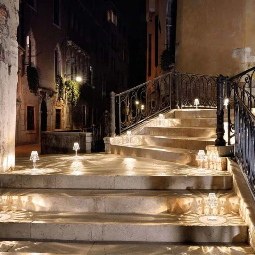 Lampe de Table Chic avec Design en Cristal - CrystalLuxe