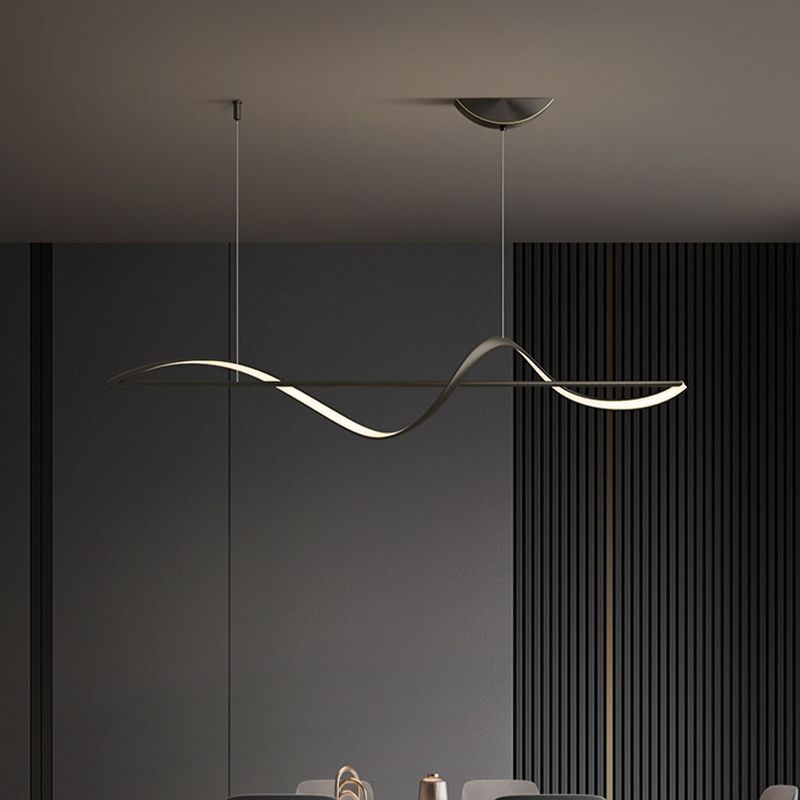 Lampe de Plafond Métallique Circulaire Élégante