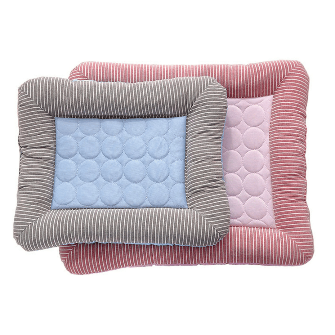 Coussin Refroidissant en Soie Glacée pour Chien - Confort Lavable en Machine