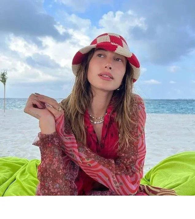 Chapeau de pêcheur pour dames au crochet avec motif à carreaux – Faye