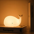 Joli Veilleuse Baleine avec Changement de Couleur - GlowWhale