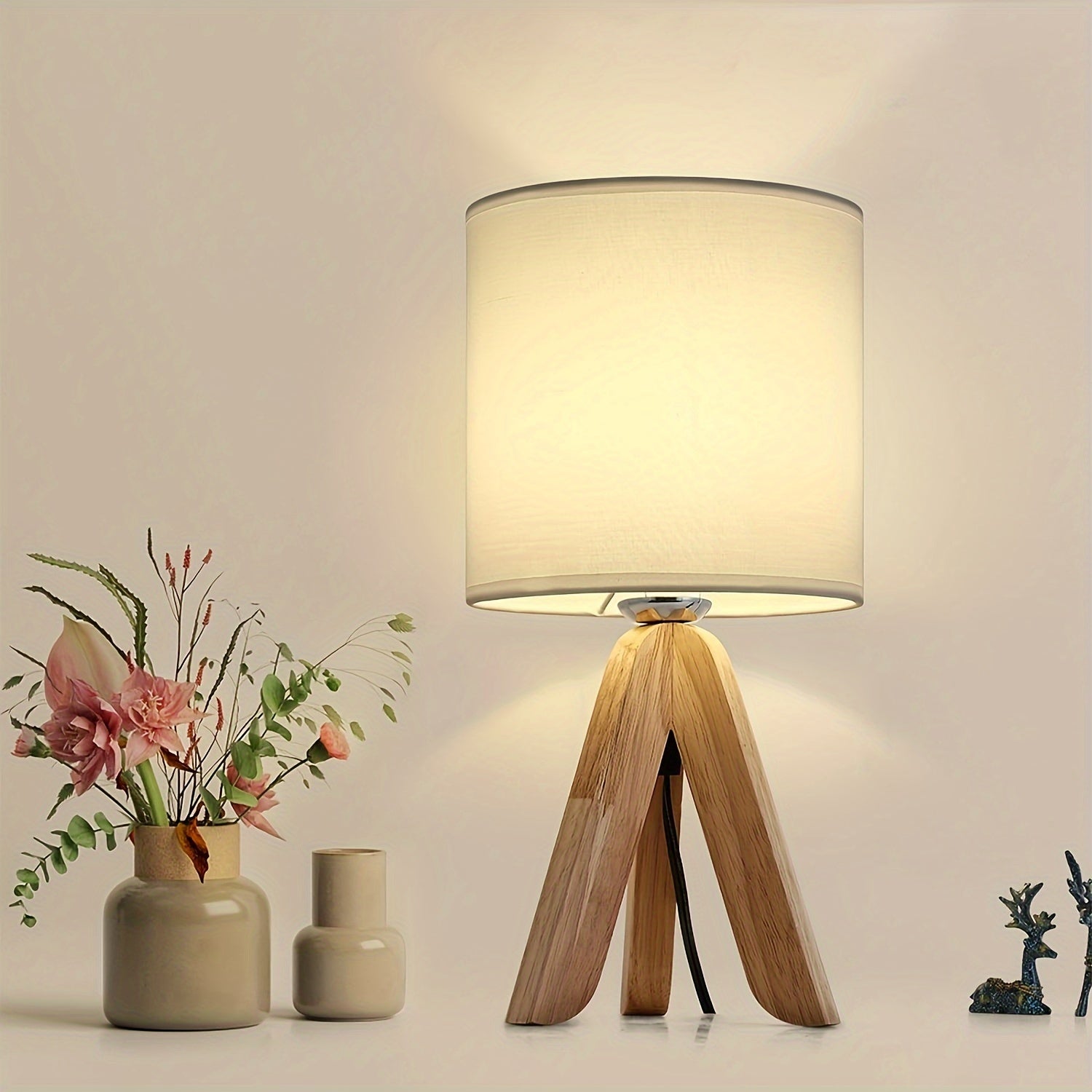 Lampe Tripod en Style Naturel - Pour un Éclairage Chaud et Moderne