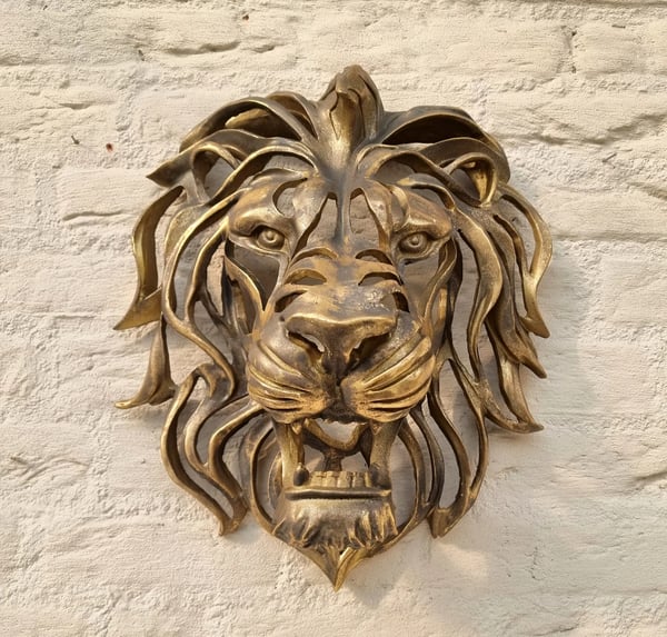 Tête de Lion en Métal Décoration Murale - Élégante et Robuste