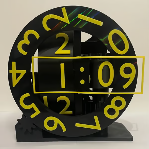 Chronax™ | Montre Numechron Triaxiale