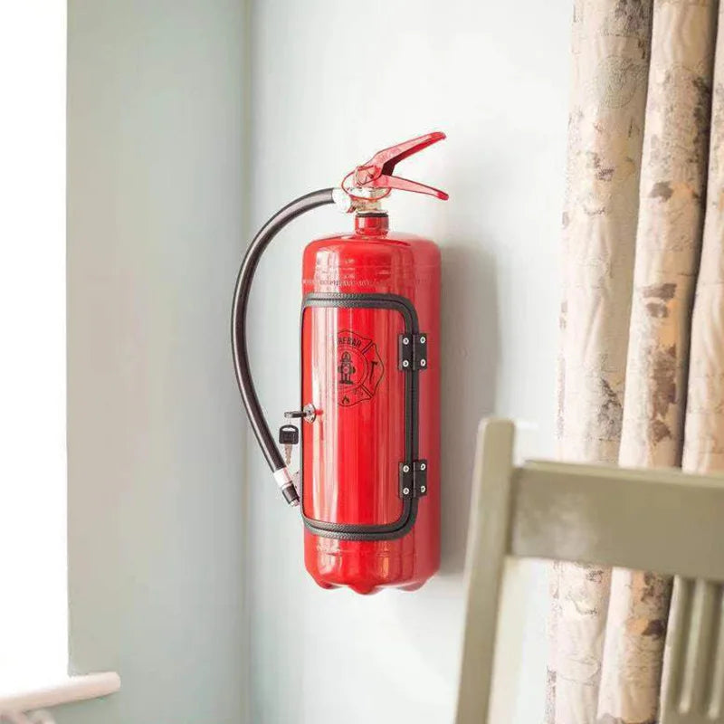 Stockage caché de bouteilles sous forme d'extincteur – BlazeVault