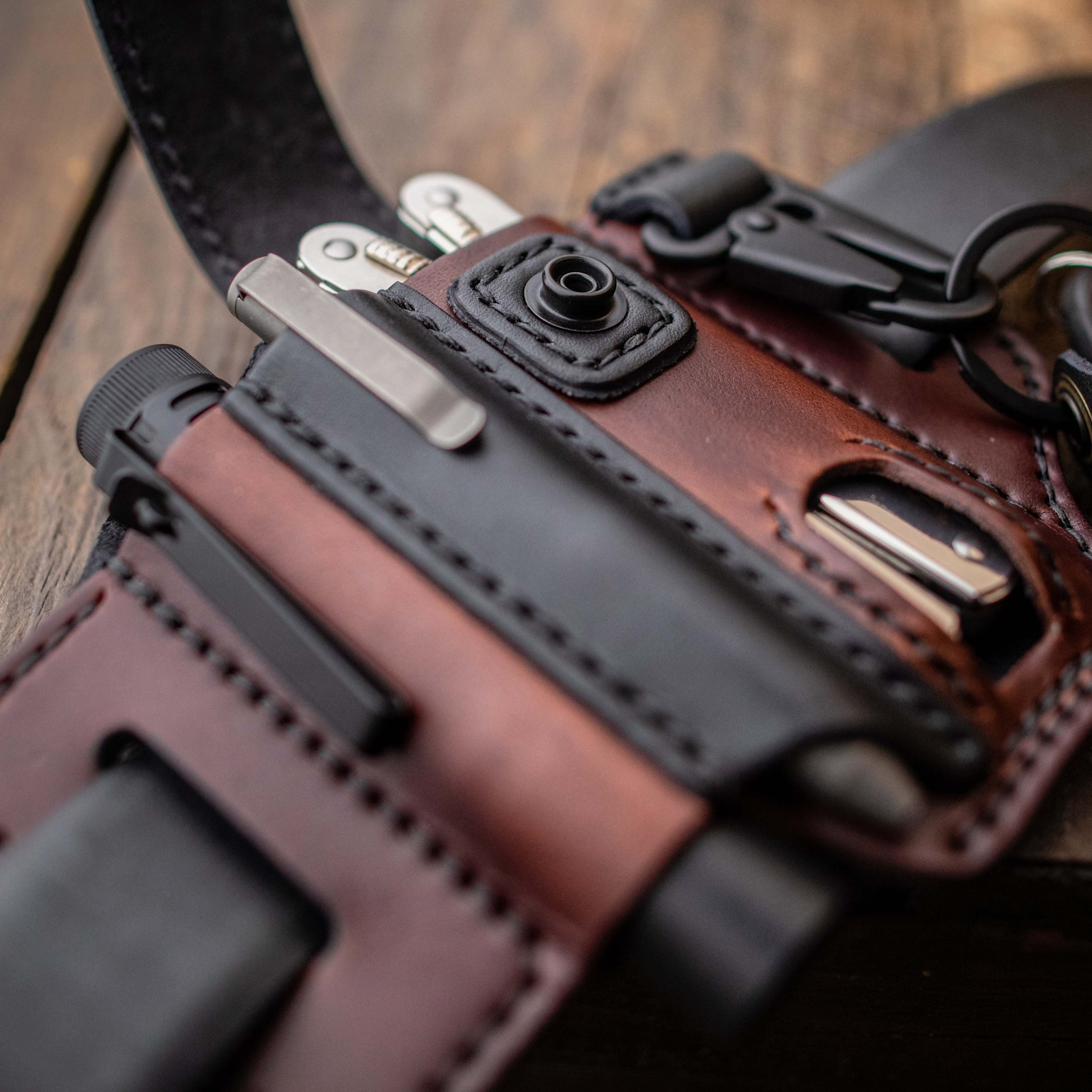TactiSheath™ | Accessoire en cuir de haute qualité