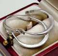 Charmante boucle d'oreille en argent pour chaque occasion