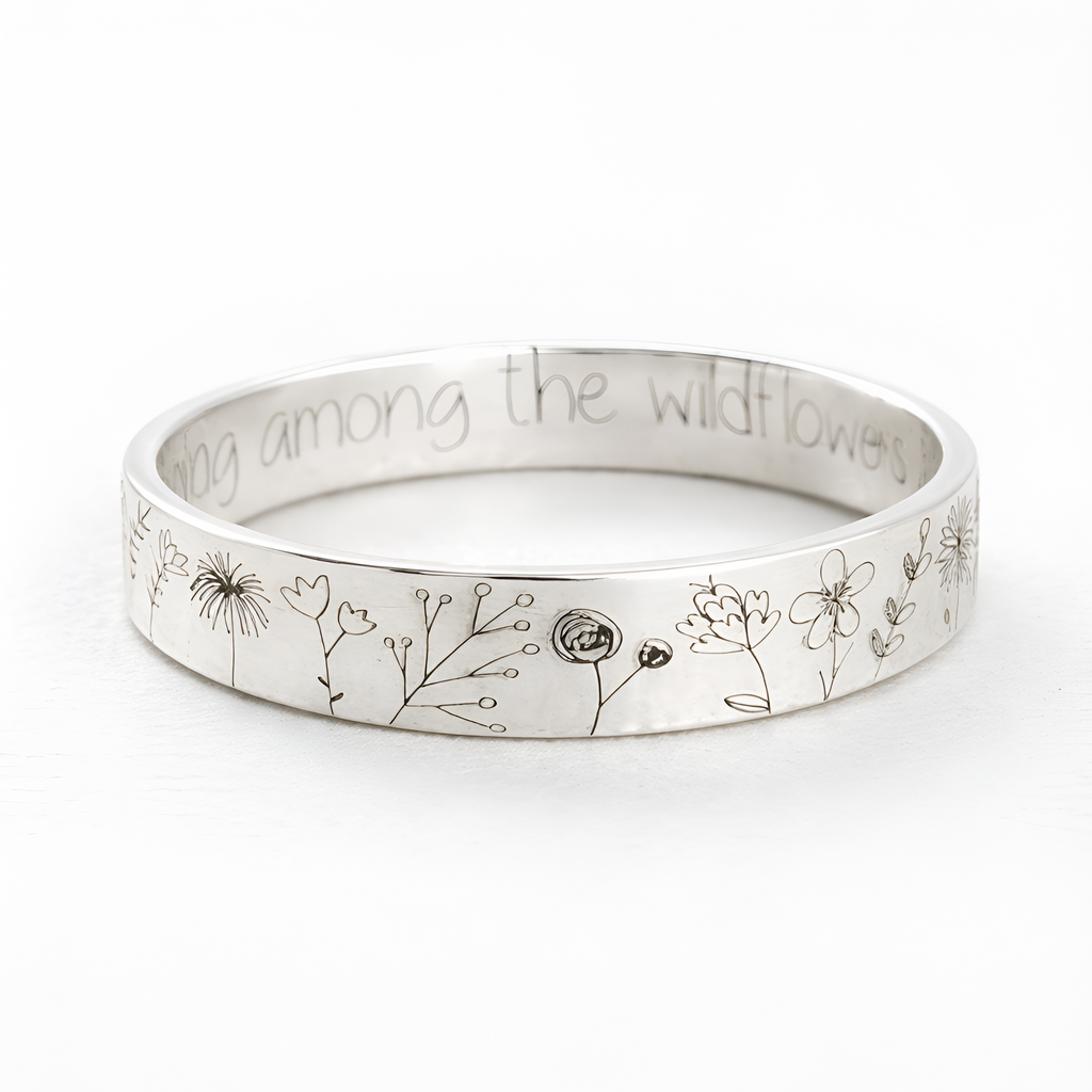 Lenora - Bague florale gravée