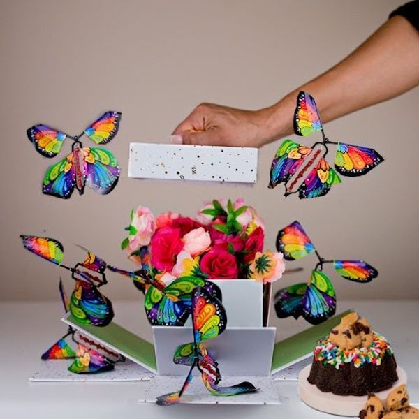 5+5 Gratuits | FlyButterfly™ | le cadeau que vous cherchiez !