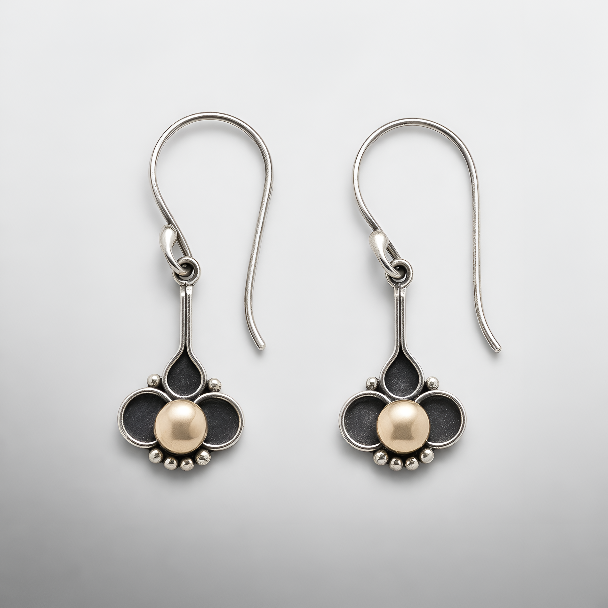 Kaycee - Boucles d'oreilles géométriques en pierre de lune