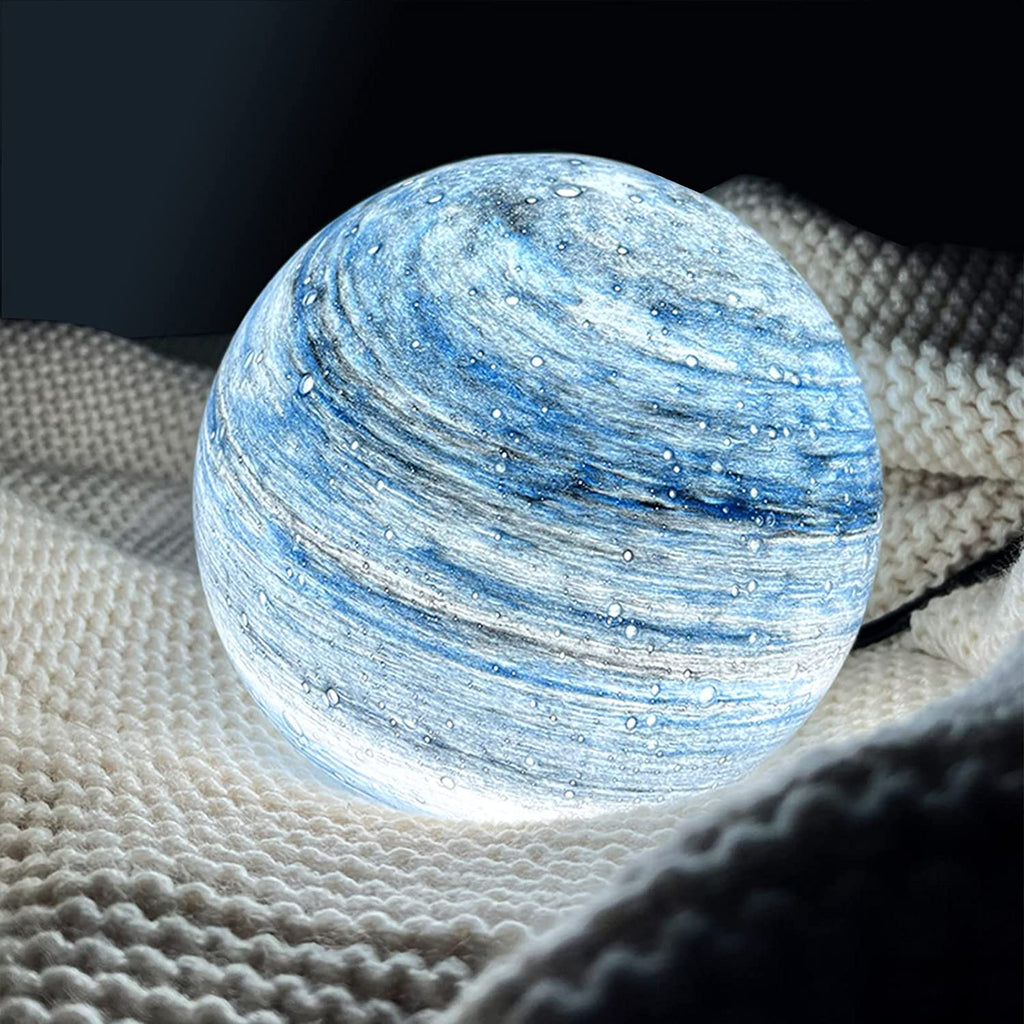 Lampe de table LED en verre inspirée de la lune avec motif cosmique