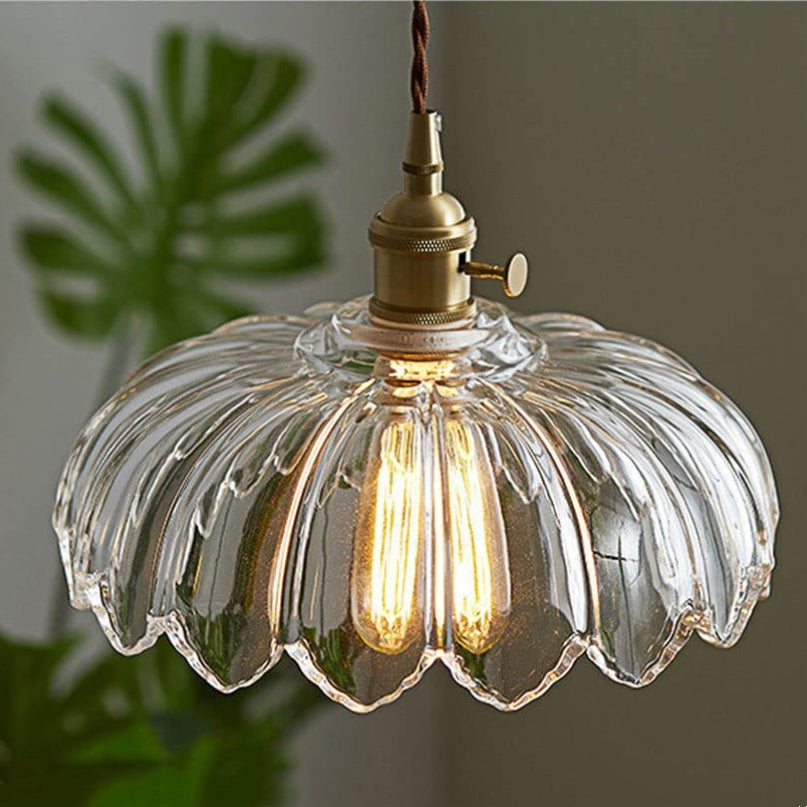 Lumière en verre qui émerveille par ses détails !