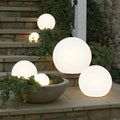 Éclairage de Jardin Sphérique Enchanteur GlowSphere