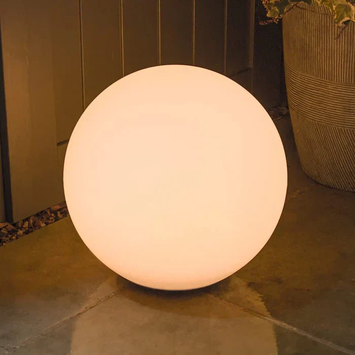 Éclairage de Jardin Sphérique Enchanteur GlowSphere