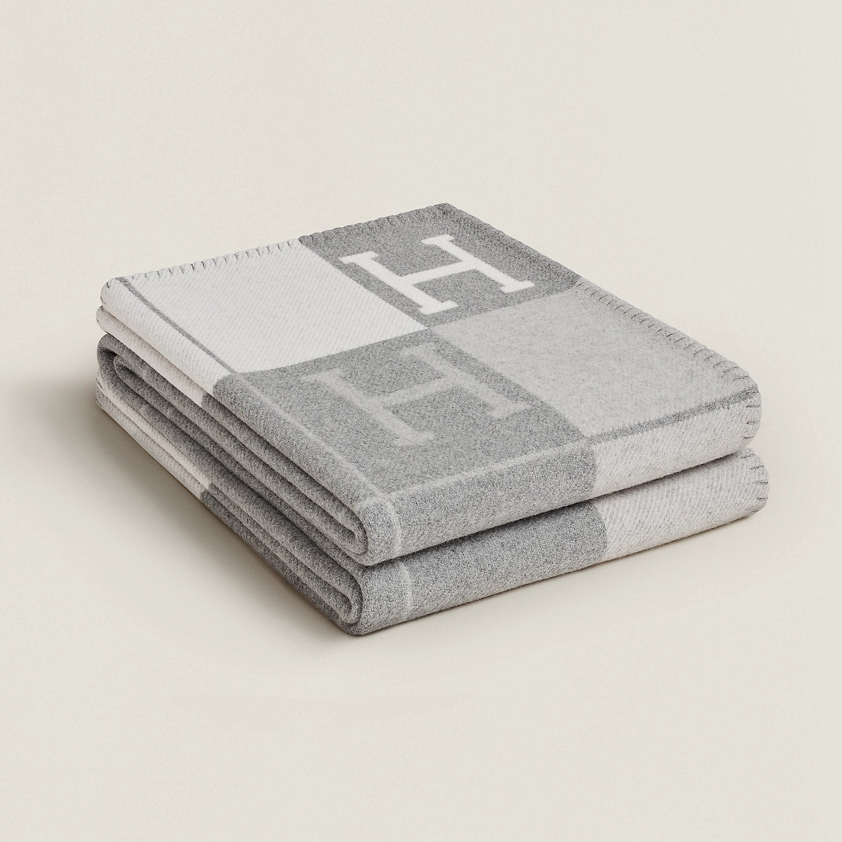 Plaid Exclusif en Cachemire et Laine Doré