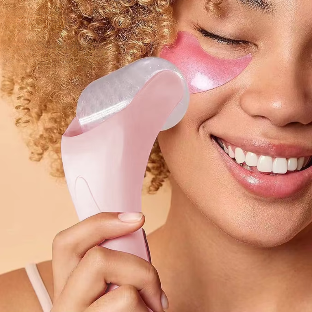 Roller de Glace pour le Visage – Adoucit les Rides et les Gonflements !
