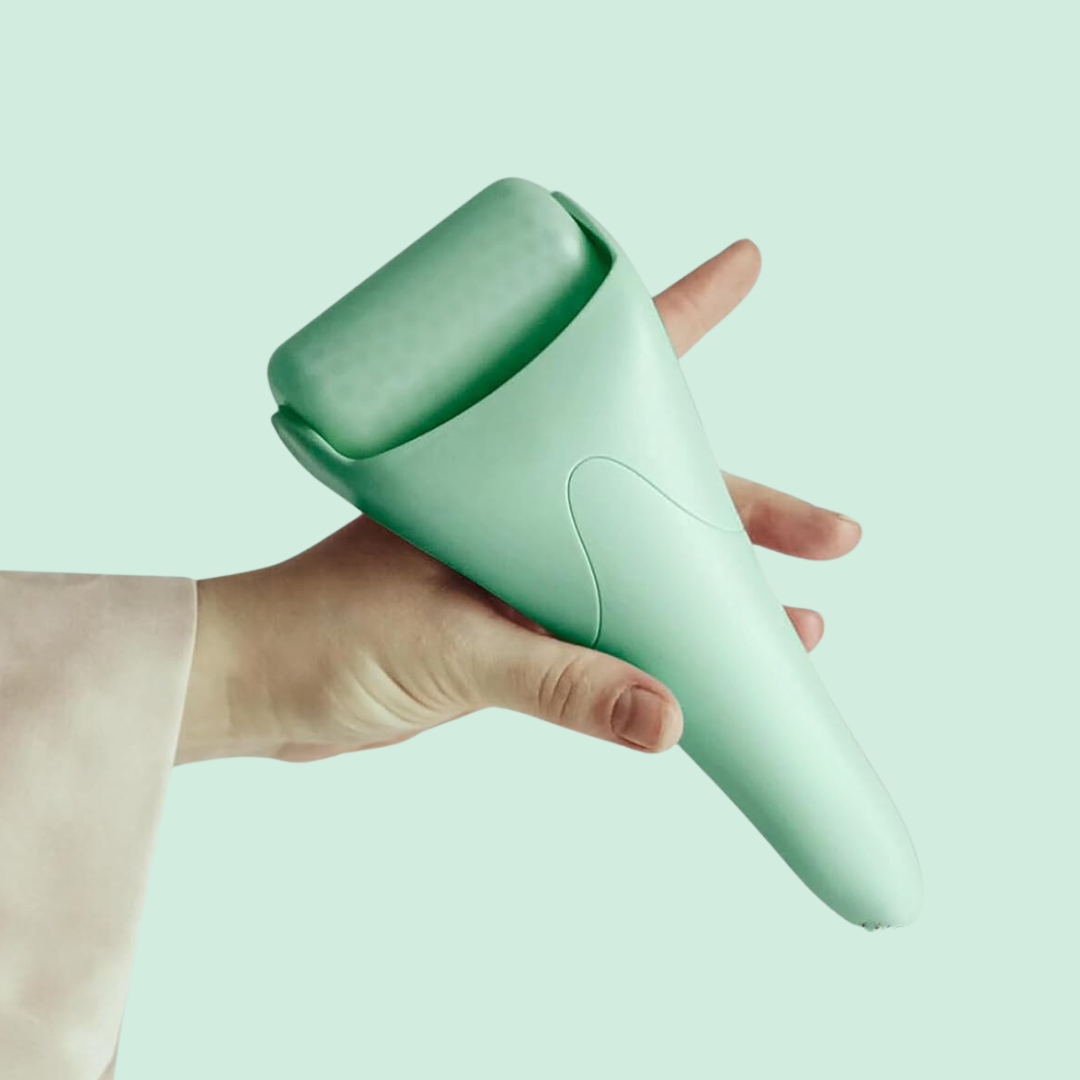 Roller de Glace pour le Visage – Adoucit les Rides et les Gonflements !