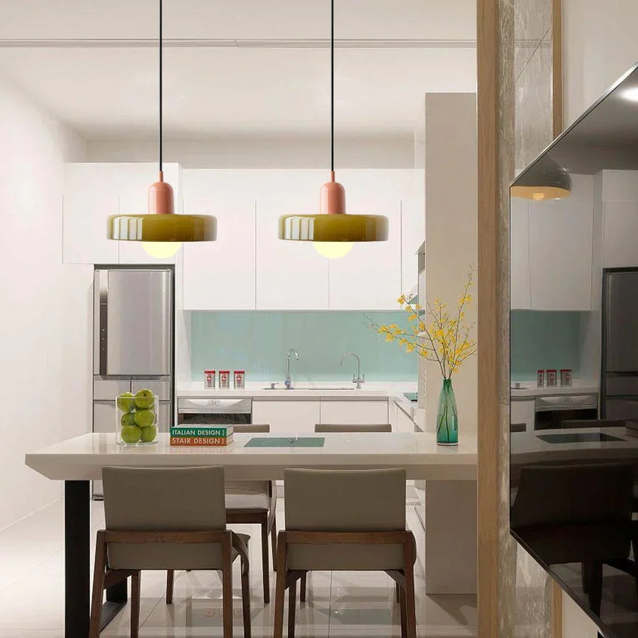Suspension en verre scandinave pour une élégance intemporelle