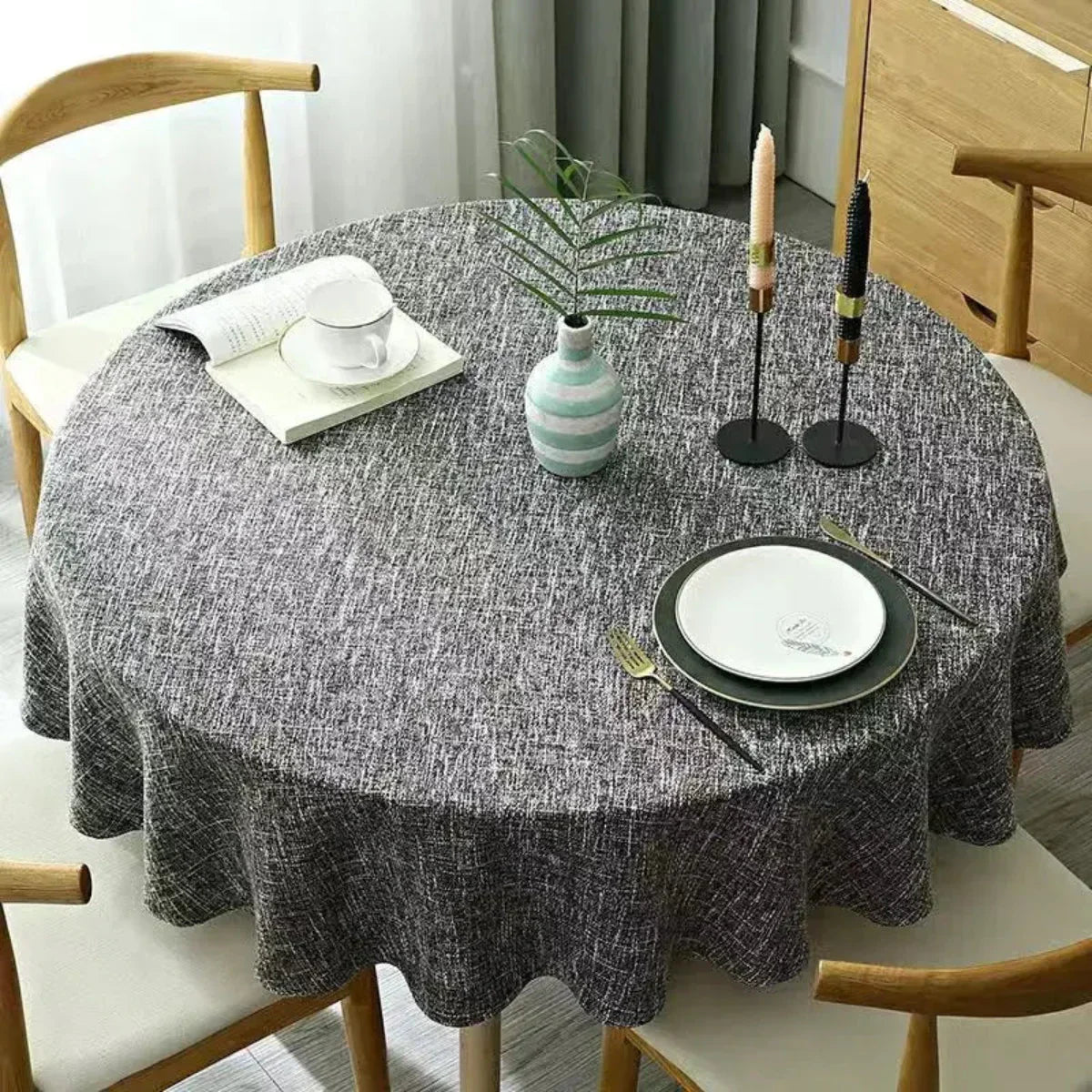 Nappe en Lin avec Structure Tissée pour une Table Élégante et Pratique