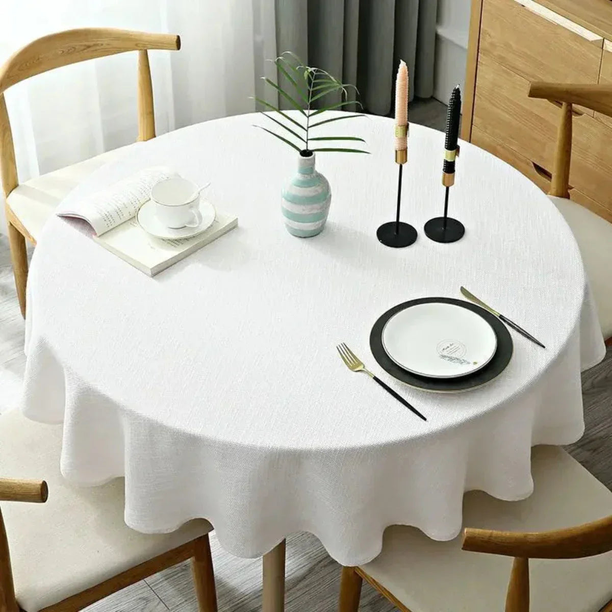 Nappe en Lin avec Structure Tissée pour une Table Élégante et Pratique