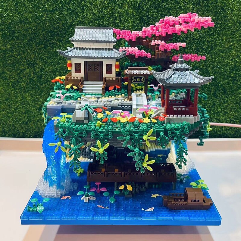 Skanto | Fossfall Maison Japonaise Sakura Île Flottante Nano Blocs de Construction | Stock Limité