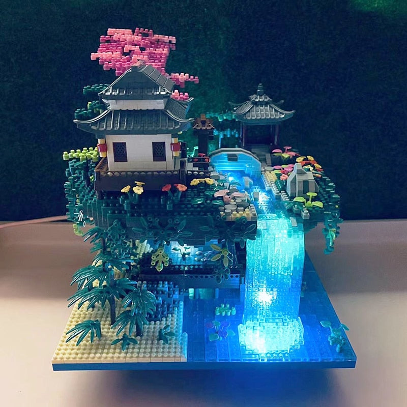 Skanto | Fossfall Maison Japonaise Sakura Île Flottante Nano Blocs de Construction | Stock Limité