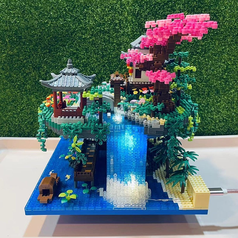 Skanto | Fossfall Maison Japonaise Sakura Île Flottante Nano Blocs de Construction | Stock Limité