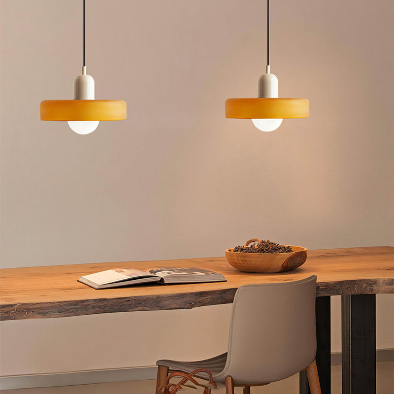 Lampe Suspendue Colorée dans le style Bauhaus - StiloGlas