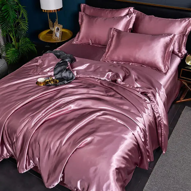 Housse de Couette Satin Uni de Luxe - SilkSerenity