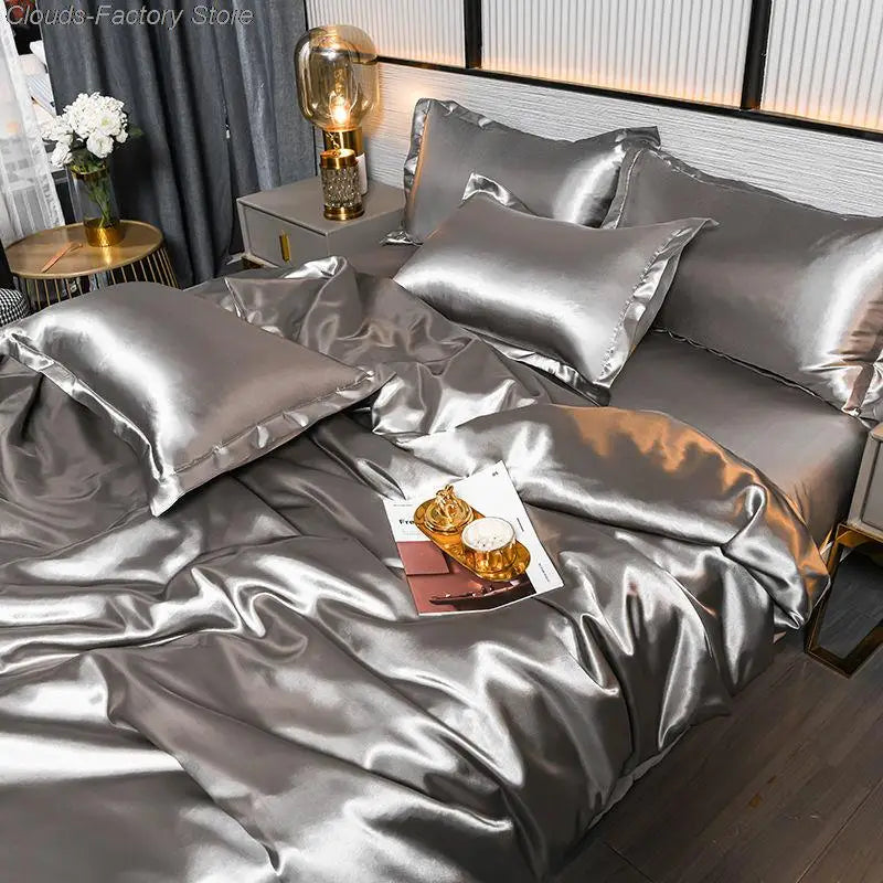 Housse de Couette Satin Uni de Luxe - SilkSerenity