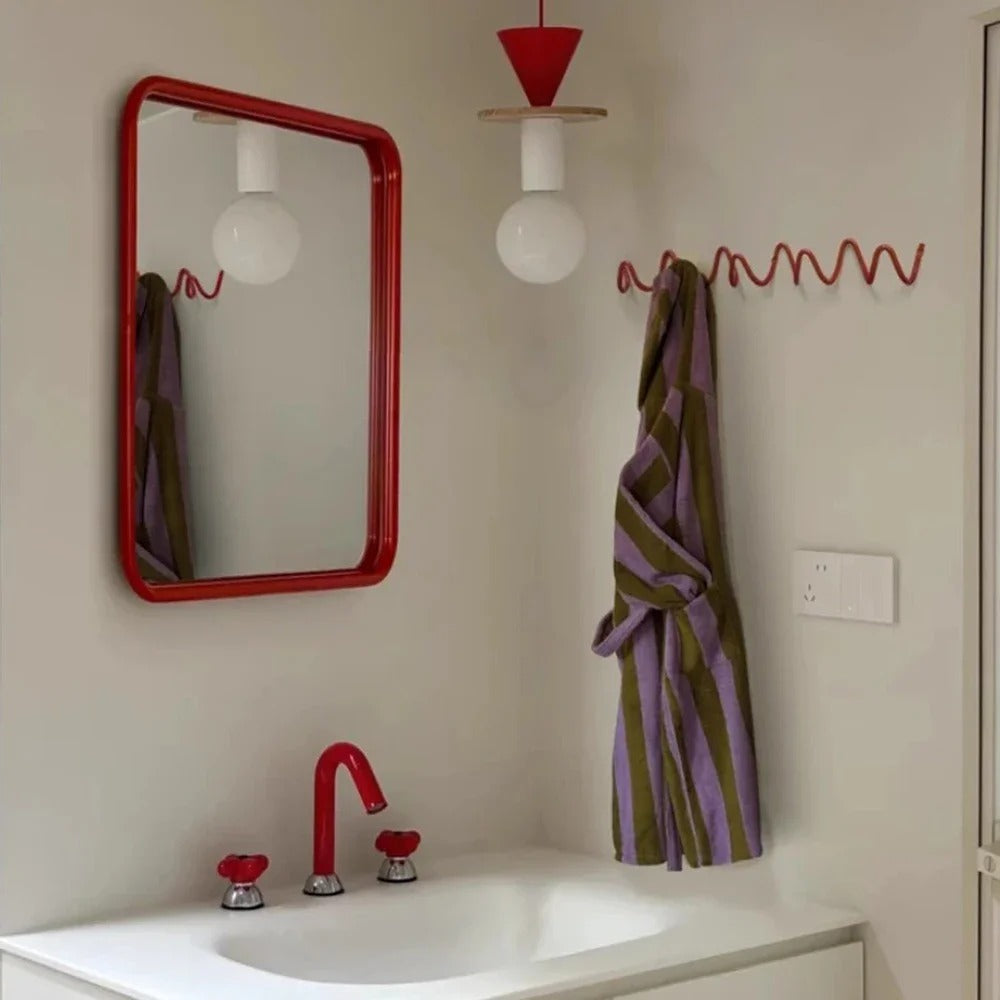 Portemanteau Moderne Ondulé pour le Mur – Portemanteau Mural Élégant avec Plusieurs Crochets