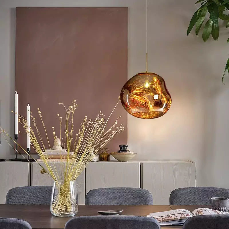 Lampe Suspendue Melt – Objet Lumineux Élégant et Ambiance Chaleureuse