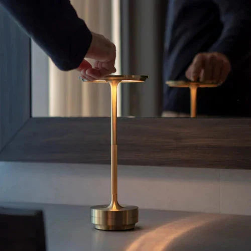 Lampe de table sans fil rechargeable – dimmable pour l'intérieur et l'extérieur