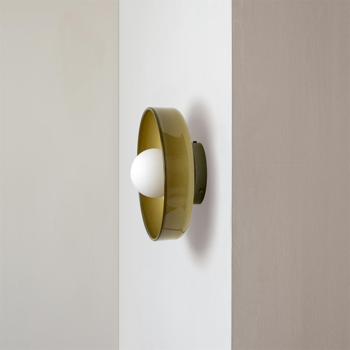 Lumière de Plafond Minimaliste à Encastrement pour une Élégance Moderne