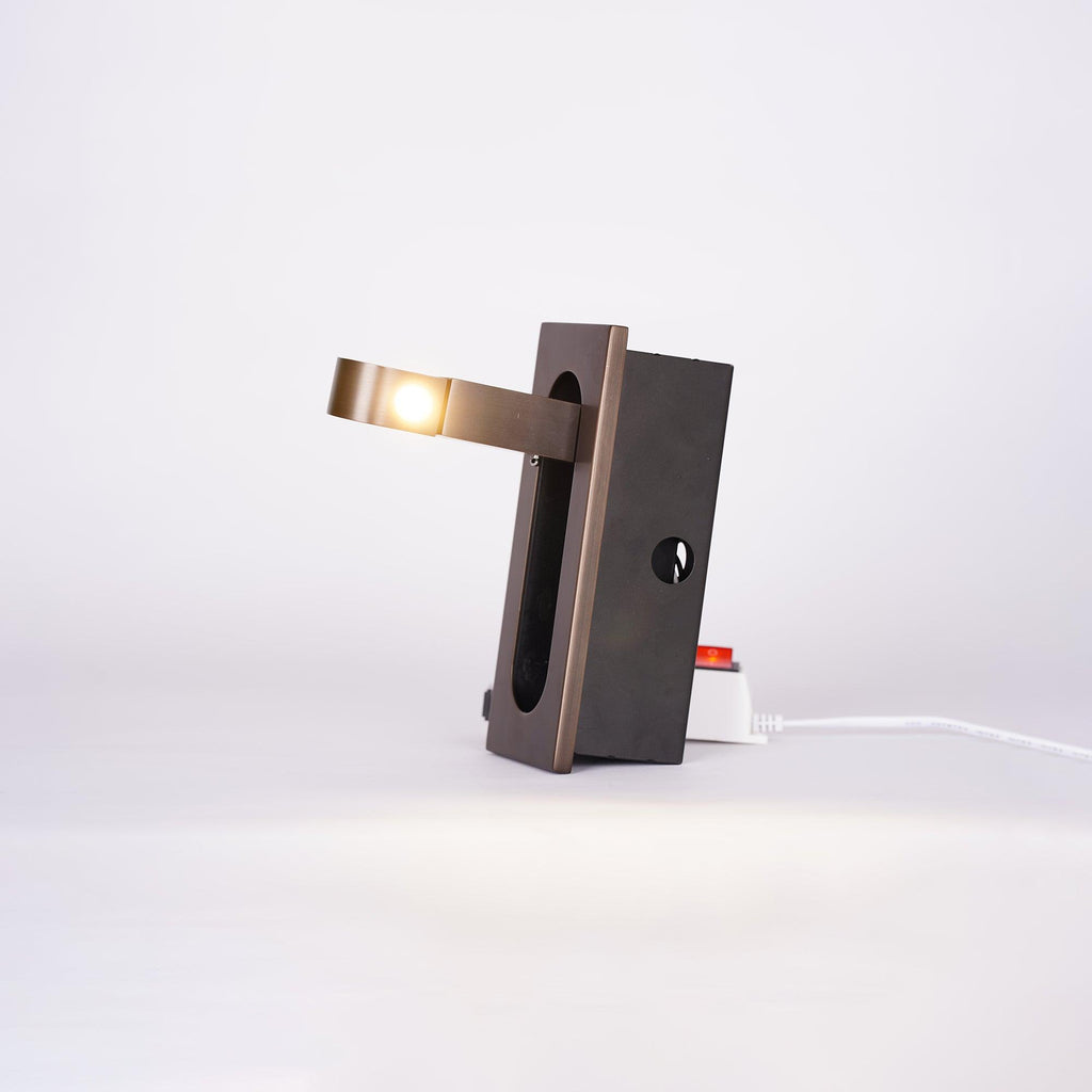 Lampe de lecture LED de chevet moderne et ajustable - Finitions variées