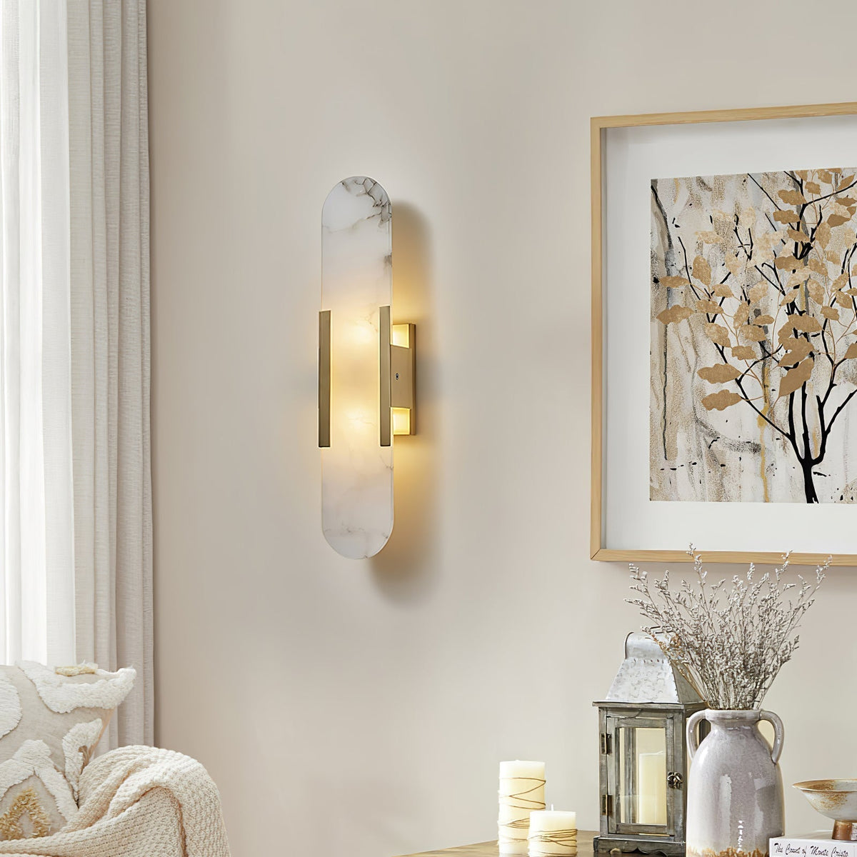 Applique Murale Élégante en Albâtre Allongée – Éclairage Chic Moderne