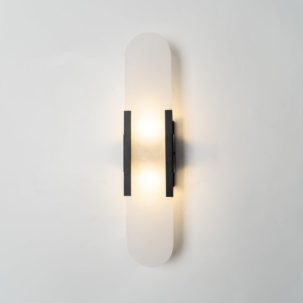 Applique Murale Élégante en Albâtre Allongée – Éclairage Chic Moderne