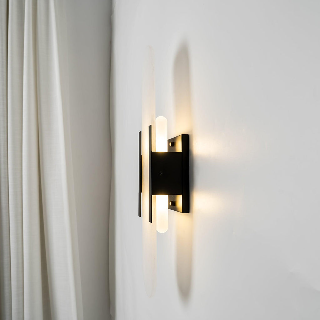 Applique Murale Élégante en Albâtre Allongée – Éclairage Chic Moderne