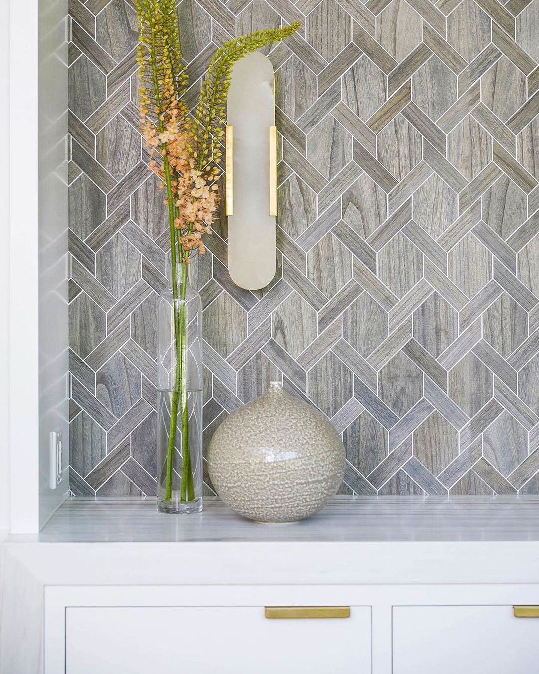 Applique Murale Élégante en Albâtre Allongée – Éclairage Chic Moderne