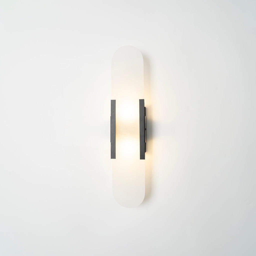 Applique Murale Élégante en Albâtre Allongée – Éclairage Chic Moderne