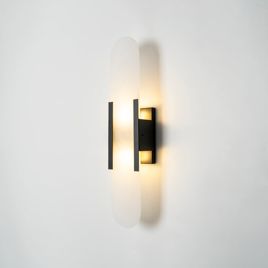 Applique Murale Élégante en Albâtre Allongée – Éclairage Chic Moderne