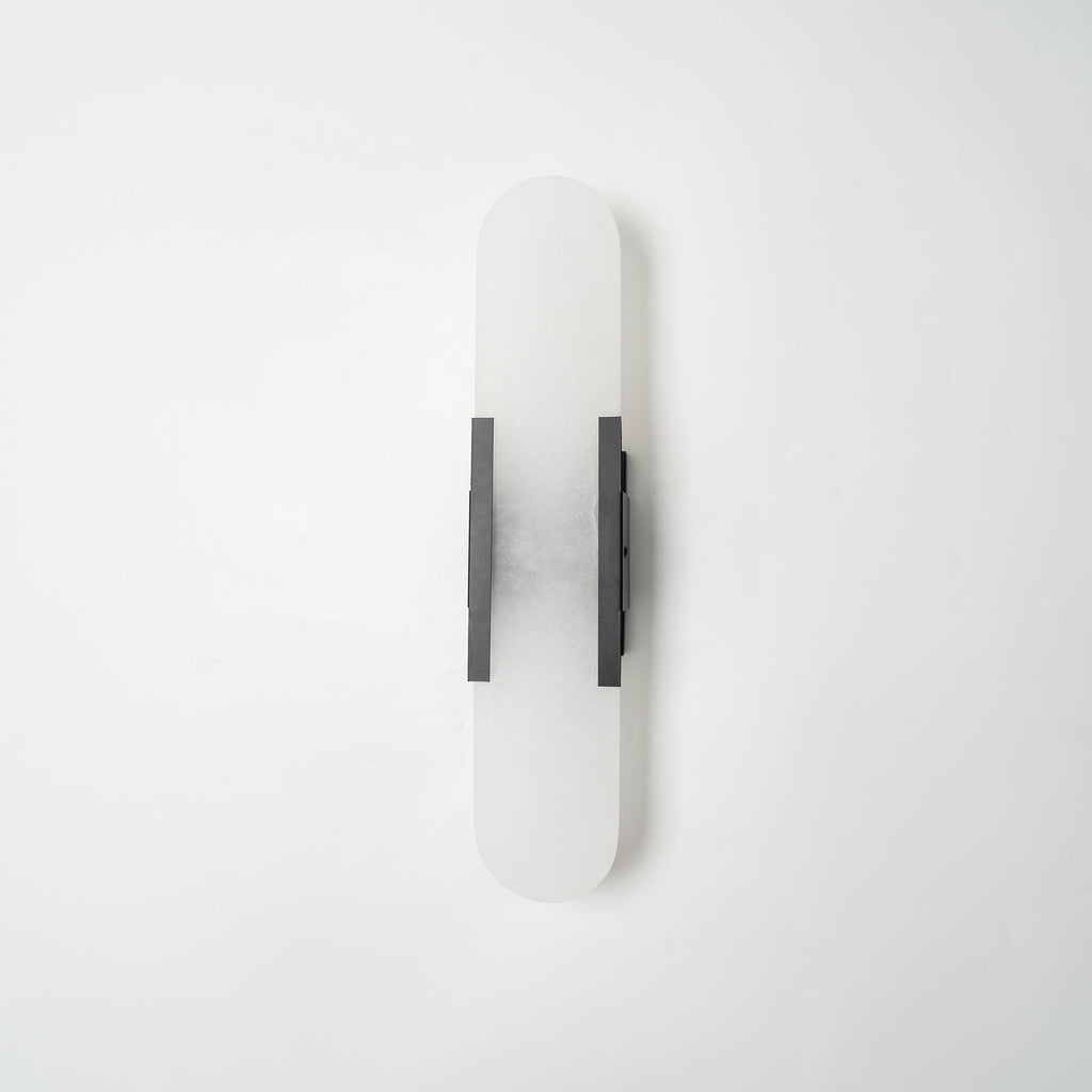 Applique Murale Élégante en Albâtre Allongée – Éclairage Chic Moderne