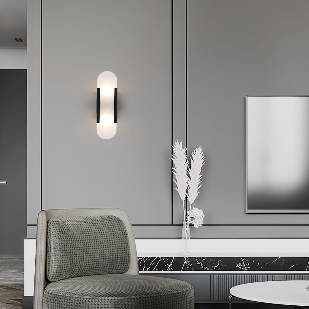 Applique Murale Élégante en Albâtre Allongée – Éclairage Chic Moderne